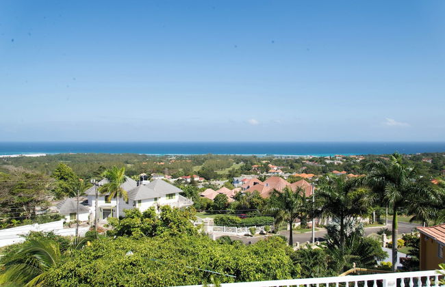 Hatfield South Villa - Photo 39