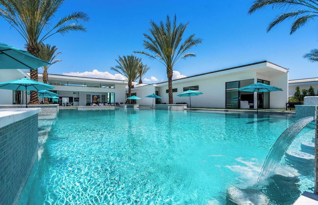 Sleeps 26 Pool, Hot Tub, Pickleball & Putting Green Bravo Villa #12 by Avantstay - Foto 6