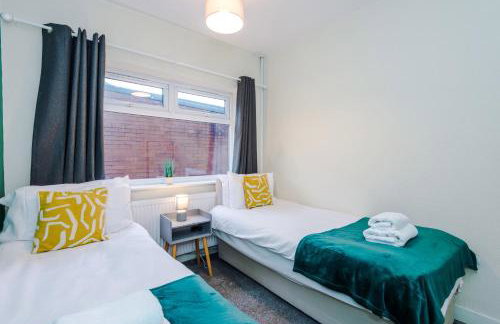 3BR Home Sleeps 6 Perfect for Short and Long Term Stays - Foto 15