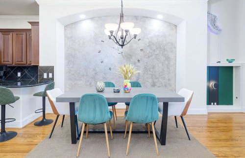 Galleria Getaway Private Pool Sleeps Up to 10 - Foto 3