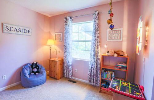 Green Whale - Photo 17