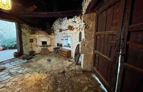 Casa de pueblo con encanto en Ojo Guareña, Pet friendly - Photo 24