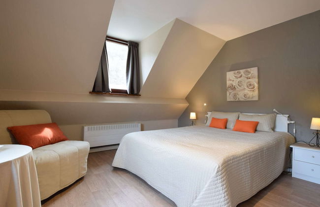 Cozy Family Holiday Home - Photo 5