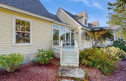 Elegant Coastal Retreat - Foto 24