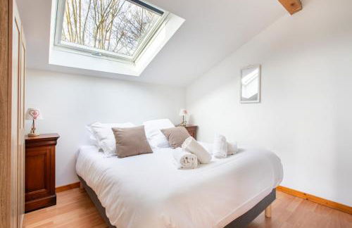 Le Chalet Panoramique Jaccuzi Parking Vue Montagne - Foto 12