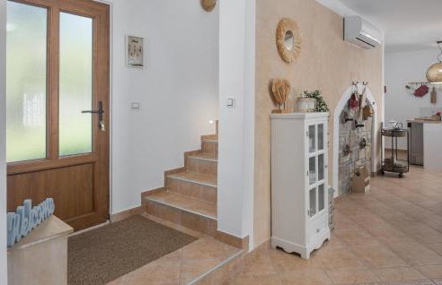 Beautiful Home In Brest Pod Uckom - Foto 22