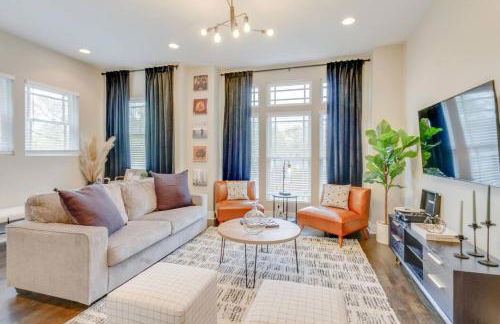 The Ultimate Double Rooftop Deck with Skyline Views - Foto 18