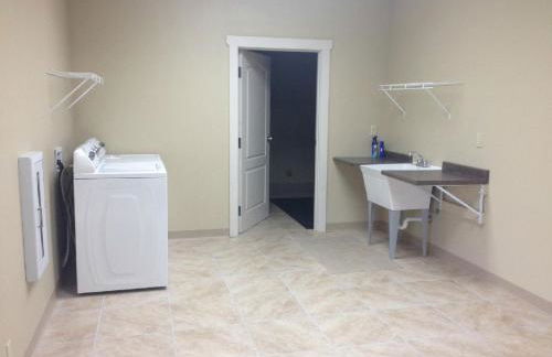 Spacious Countryside Getaway Ideal for Large Groups near Wichita, Kansas - Foto 6