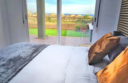 Alcaidesa, luxury apartment with sea views - Photo 13