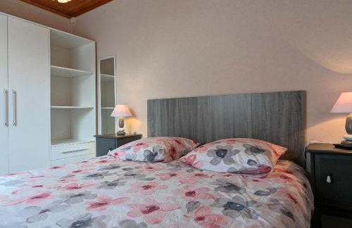 Chalet confortable à Pesmes avec terrasse privative - FR-1-583-477 - Foto 5