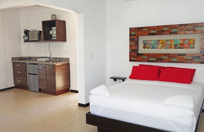 El Fuerte Beach Resort - Photo 18