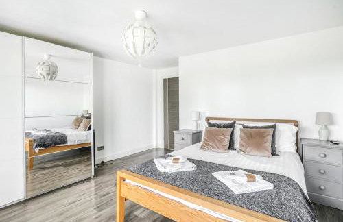 PRIVATE LUXURY BARN IN ITS OWN 0.75ACRES - Photo 7