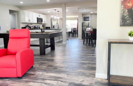 Private Home - Heated Pool, Billiards, Darts, Foosball, Fireplace, 5 Smart TVs, BBQ, Cotton Bedding - The Saguaro Sanctuary, Pool Heat Optional - Foto 23