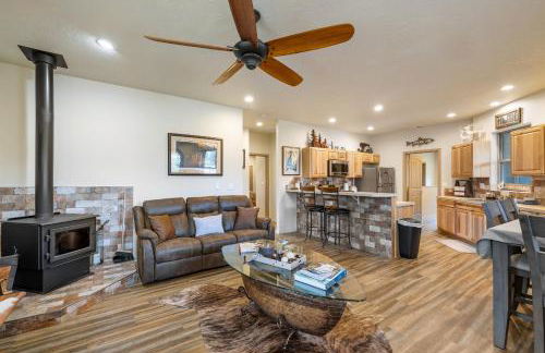 Bogie Bungalow - Walk to lake, bar & restaurant - Near golf course - AC - Fireplace - Pet Ok - Foto 20