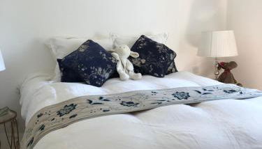 Villa-sleeps2-garden-private Park - Photo 2