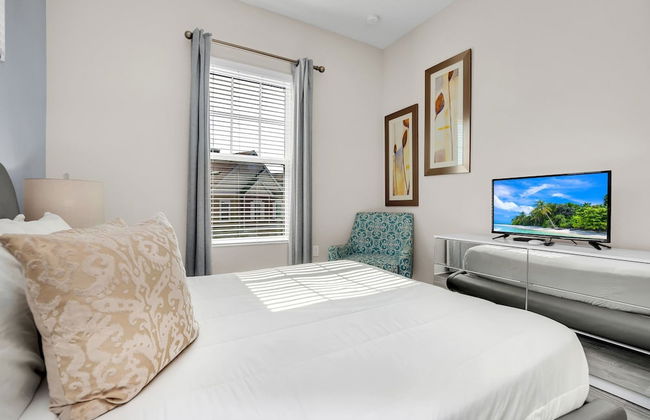 5 BR 6 BA Villa 5min Disneyworld Hot Tub BBQ - Foto 57