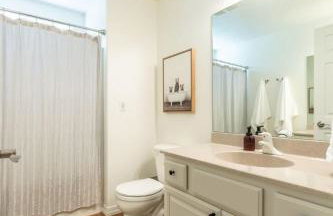 Big Family Getaway- Theater Room- BBQ- Play Room- Fire Pit - Foto 26