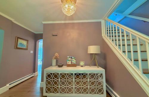 Beautiful House in the Woods, Huge Yard, Hot Tub - Foto 14