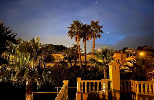 Villa Amarilla 4 Bed 3 Bath private pool - Photo 33