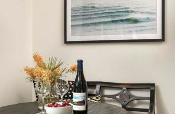 Sunny Getaway and 10 Min to SB - Photo 6