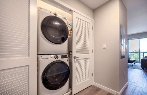 Modern Apt with Luxury Amenities - Foto 16