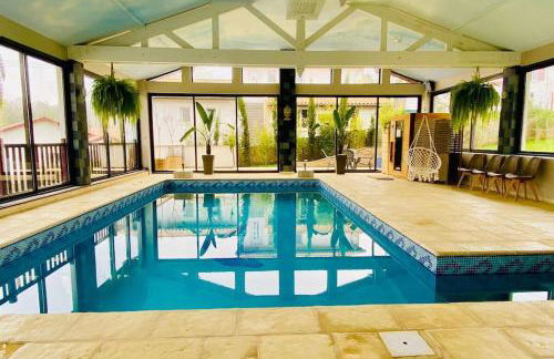 Maison avec piscine intérieure chauffée à 10min de Biarritz - Foto 1