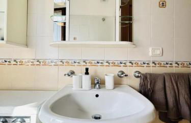 Accogliente Appartamento con Balcone Panoramico Fino a 3 Persone, Vicino al Centro Storico - Foto 18