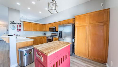 Gorgeous Las Vegas home with RV parking - Foto 3