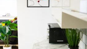 Exquisite 1-bedroom apartment with on-site parking - Foto 5, furniture