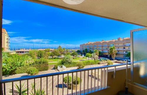 Studio Parc - Vue mer et sur la marina du port - Foto 7