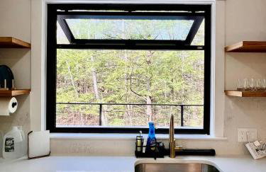 NEW cozy getaway near Mt Monadnock with hot tub - Foto 76