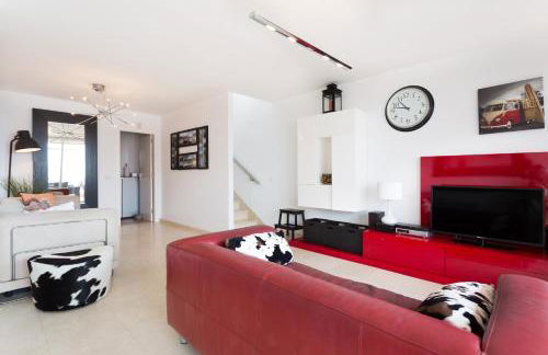 Modern House With Private Swimming Pool - Foto 30