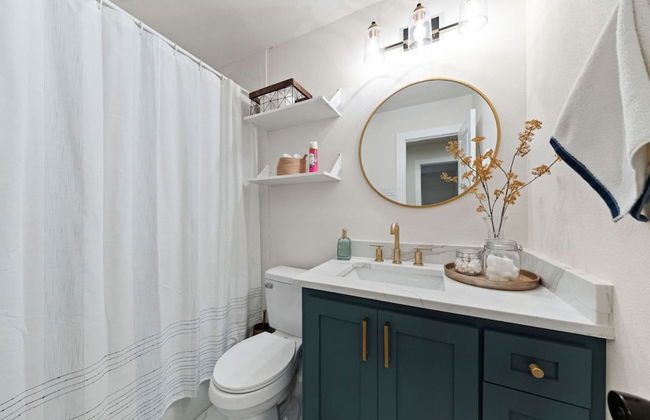 Spacious 6 Bed House Airport Pet Friendly AFB - Foto 23