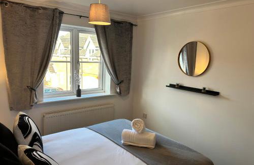 Dovefield House - Modern 3 Bed Home from Home - Alton Towers, Uttoxeter Races - Foto 32