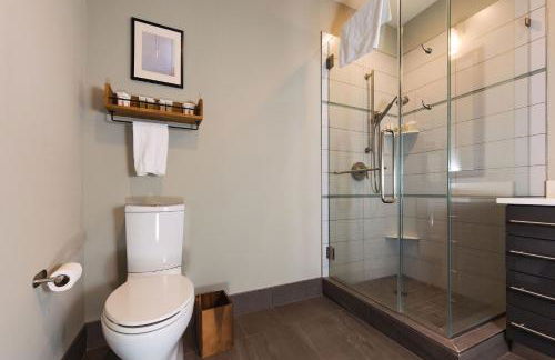 Downtown Modern 2BR Loft Apartment - Sleeps 8-9 - Foto 8