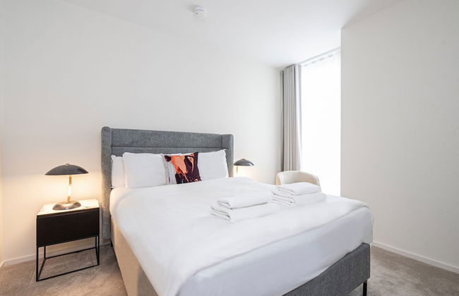 Fabulous Three-bedroom Apartment by the River - Foto 8