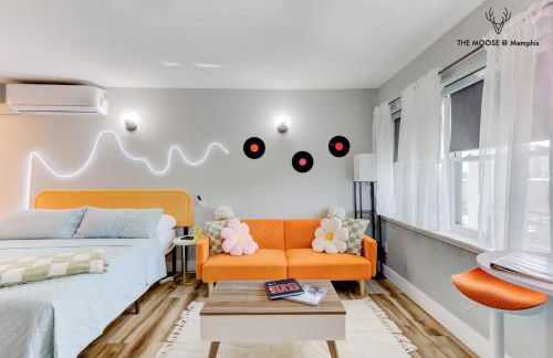 The Moose #10 - Stylish Loft with King Bed, Free Parking & Wi-Fi - Foto 26