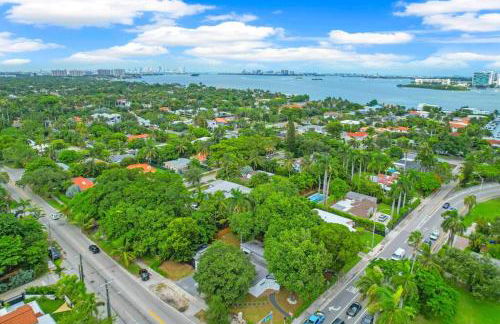 Spacious Retreat with Green Areas 8 ppl - Foto 27