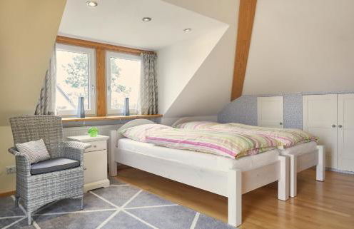 Ferienwohnung Raffael 100 qm, 2 große Betten im Wohnzimmer - Foto 3