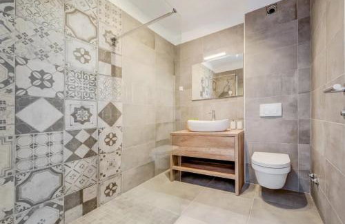 Villa Marvela - Family 4 Bedroom - Photo 16