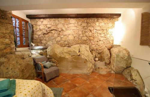 ROCHE-Rock in the heart of the Old Town - Foto 15