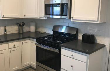 Central House with Pool & Hot Tub - Foto 21