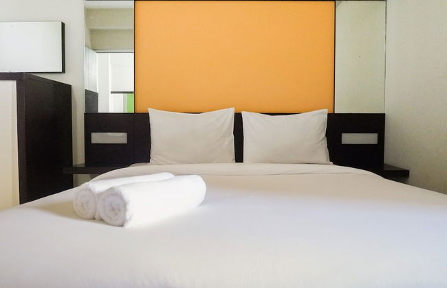 Pool View 2BR at Dian Regency Apartment - Foto 3