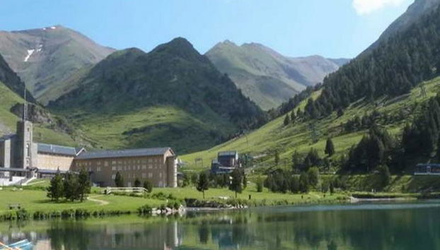 Vall De Nuria Apartamentos - Foto 2