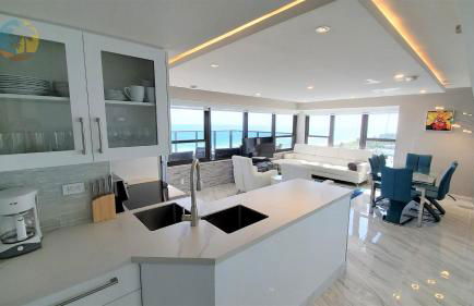 Luxury Beach Resort - HORA RENTALS - Foto 19