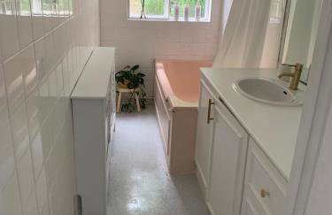 Richmond Escape - Photo 19