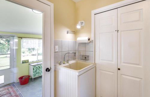 Hot Tub & Fire Pit: Serene Clifton Retreat! - Foto 12