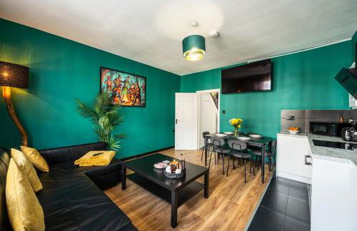 Spacious 4-Bed Apartment · Sleeps 6 · City Centre - Foto 1