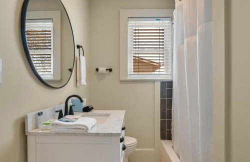 Merrimon Manor Historic Remodel - Foto 14