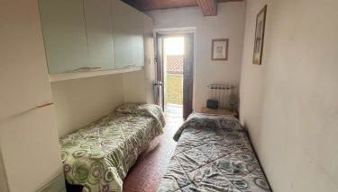 Mari & Monti - Foto 4